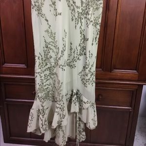 one heart juniors size small beautiful maxi dress skirt light green floral dark